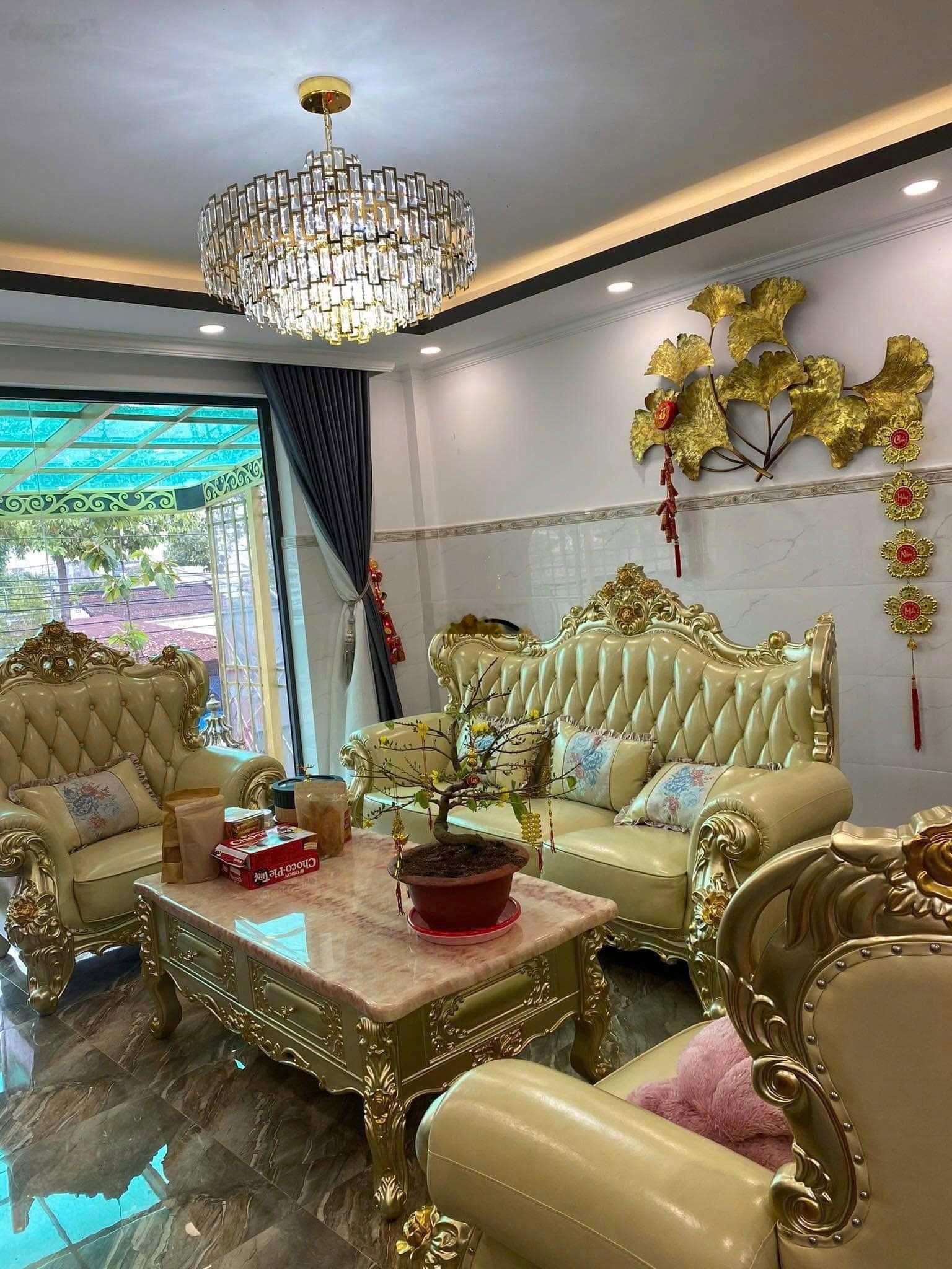 Mặt tiền đường Huỳnh Văn Luỹ Phú Mỹ nhà 5 tần có thang máy nhà thiết kế siêu đẹp bao ngộp nhắn tin