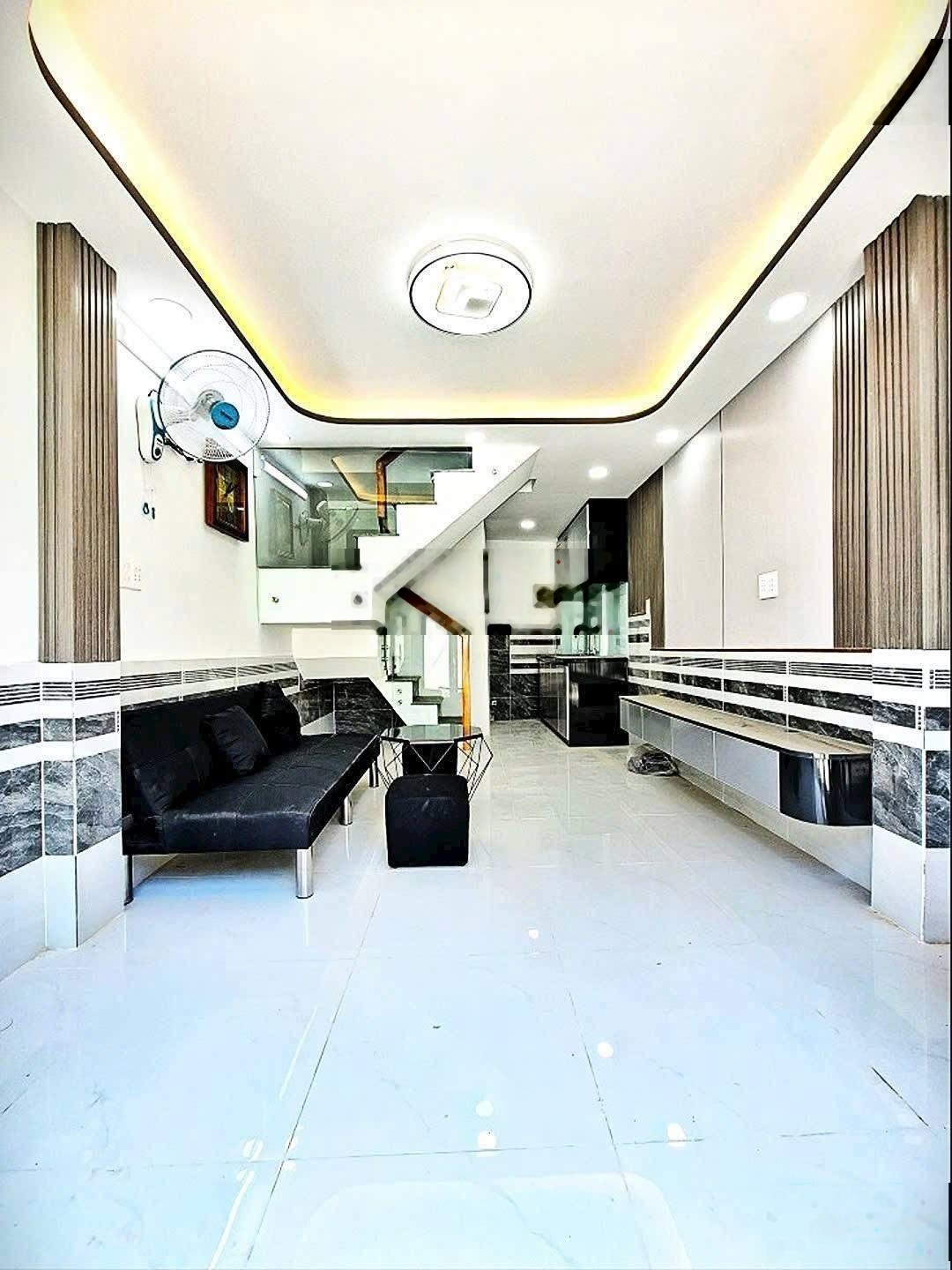 Cần bán căn nhà đường Đặng Văn Ngữ Q. Phú Nhuận ( 60m2 ) giá 2 Tỷ 600