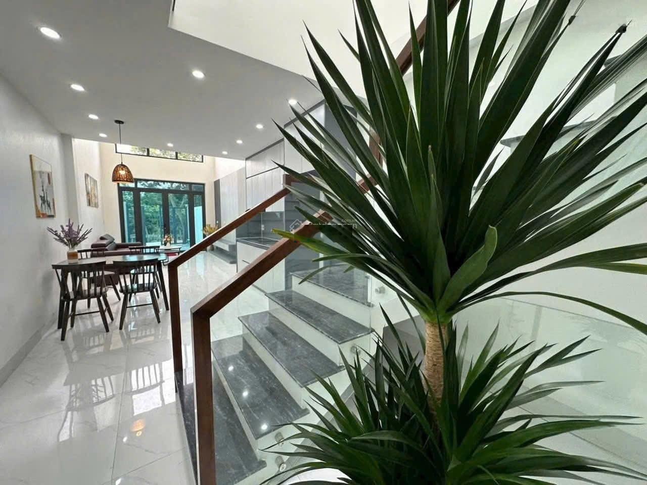 Tam Hiệp gần Giáp Bát, ngõ thẳng tắp ô tô đỗ gần, 48m2 4 tầng kiên cố chỉ 5.2 tỷ