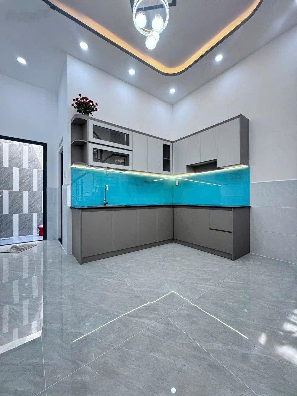 Lê văn quới hẻm xe hơi 2 tầng 3.6x7m ko lộ giới giáp tân phú chỉ hơn 3 tỷ