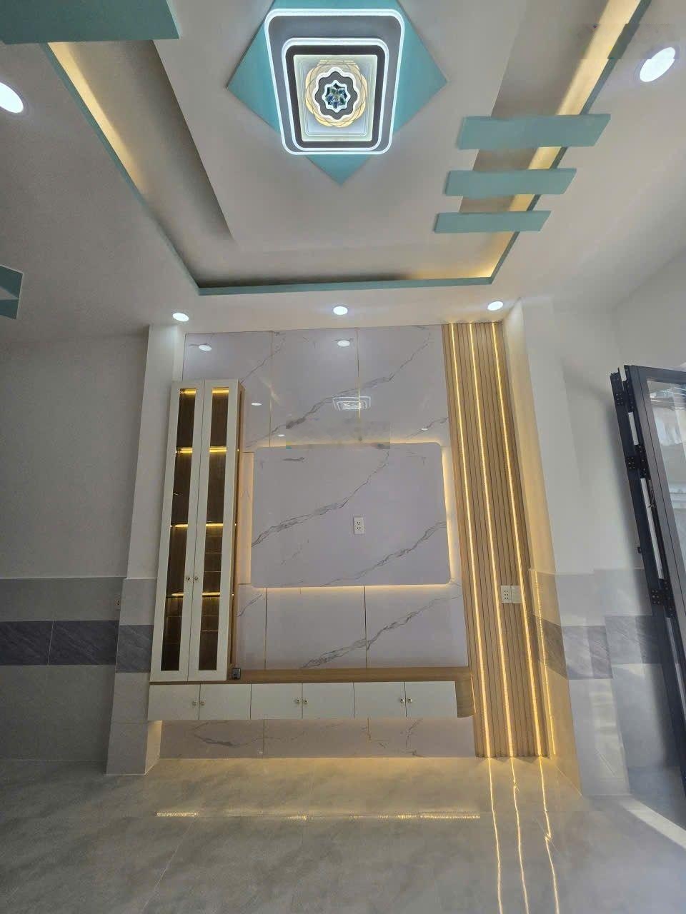 3.88 Tỷ. Lương Văn Căn - Quận 8. Nhà 2 tầng - công nhận 29.3m2. Sổ sẵn. LH em Tú xem nhà