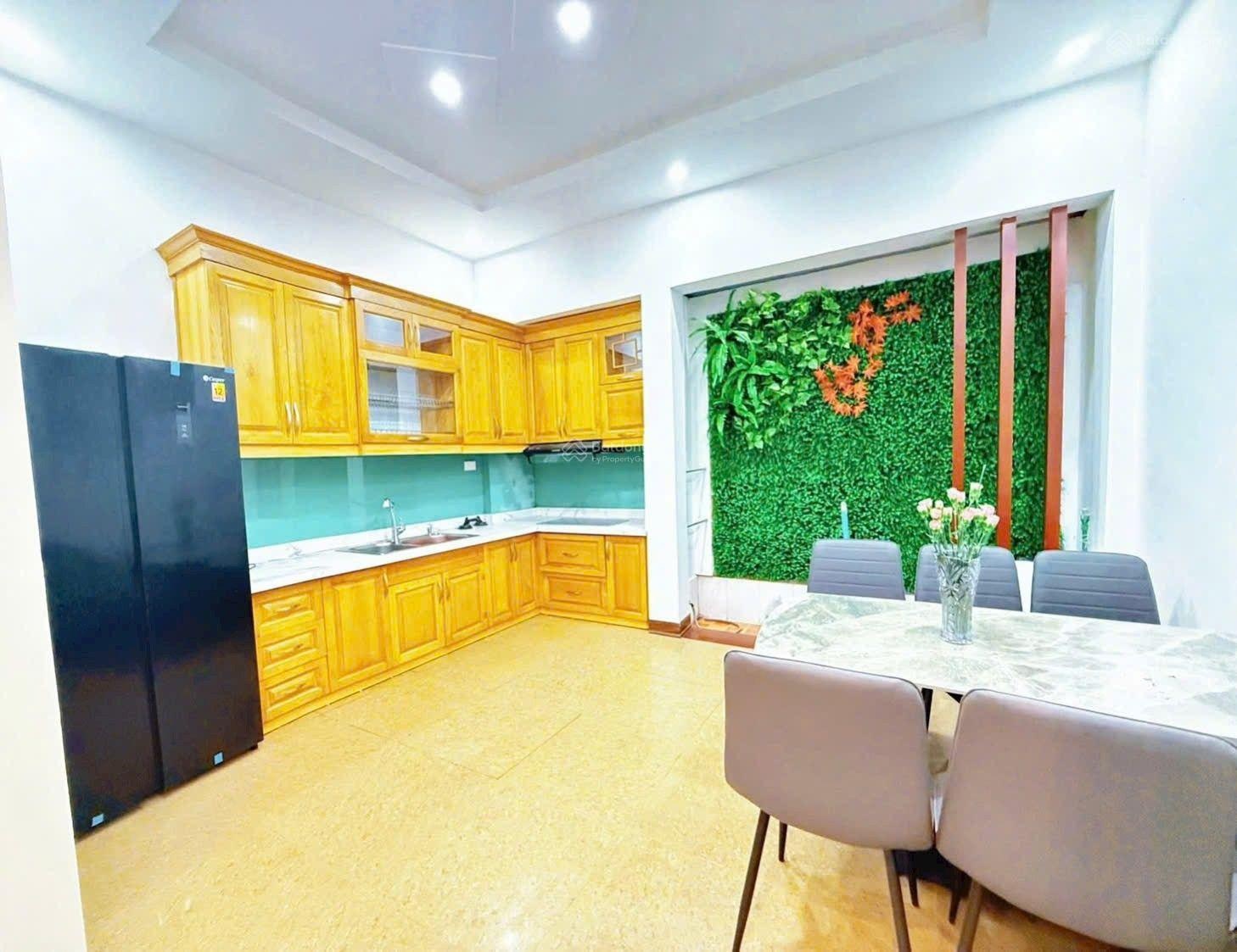 Tuyến phố vip nguyễn khánh toàn tt cầu giấy 50m x 6t,mt 4m giá 14.86 tỷ 15m ra ngõ thông ô tô tránh