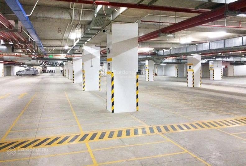 Chi office cho thuê văn phòng Republic Tower 18E Cộng Hòa - DT 100m2