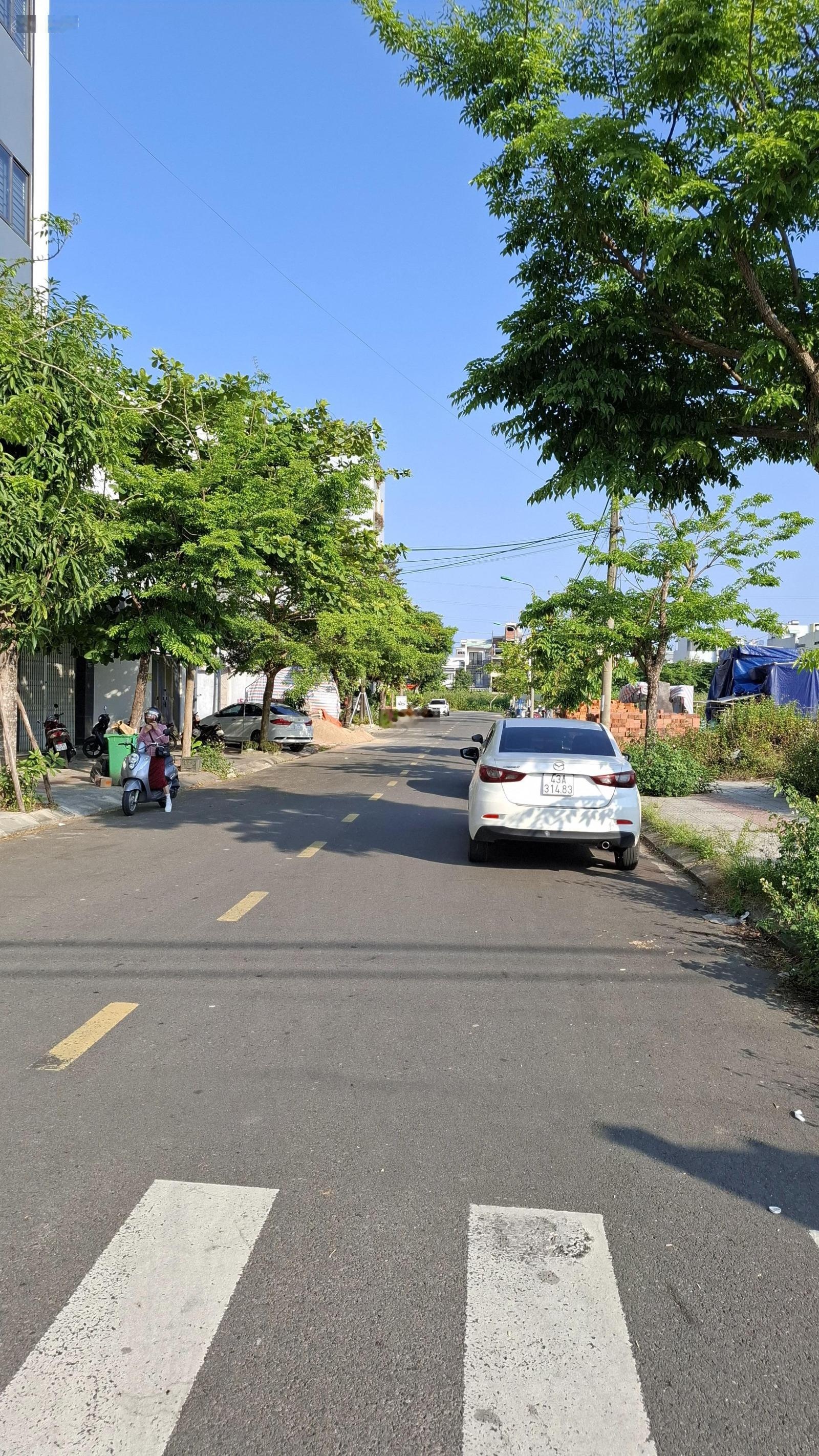 Bán Đất Cồn Dầu 14, LÔ GÓC KẸP CỐNG, 3 mặt thoáng, giá 7,65 tỷ, 100m2 bao đẹp