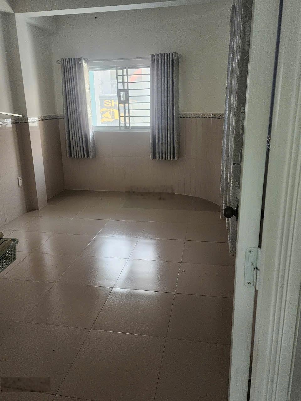 Cho thuê cửa hàng, ki ốt tại Cao Đạt, 19,9 triệu, 128m2