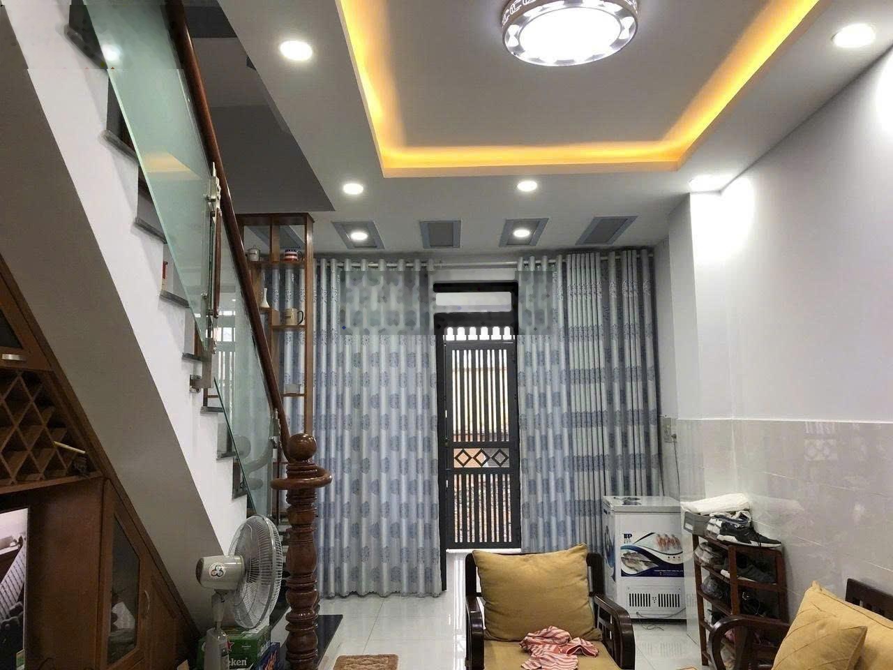 Sát MT - Hẻm Xe Hơi! Bán nhà Phạm Văn Đồng (4x13m) sổ A4 - 3 Tầng BTCT - 4PN Full NT. Chỉ 8,6 Tỷ TL