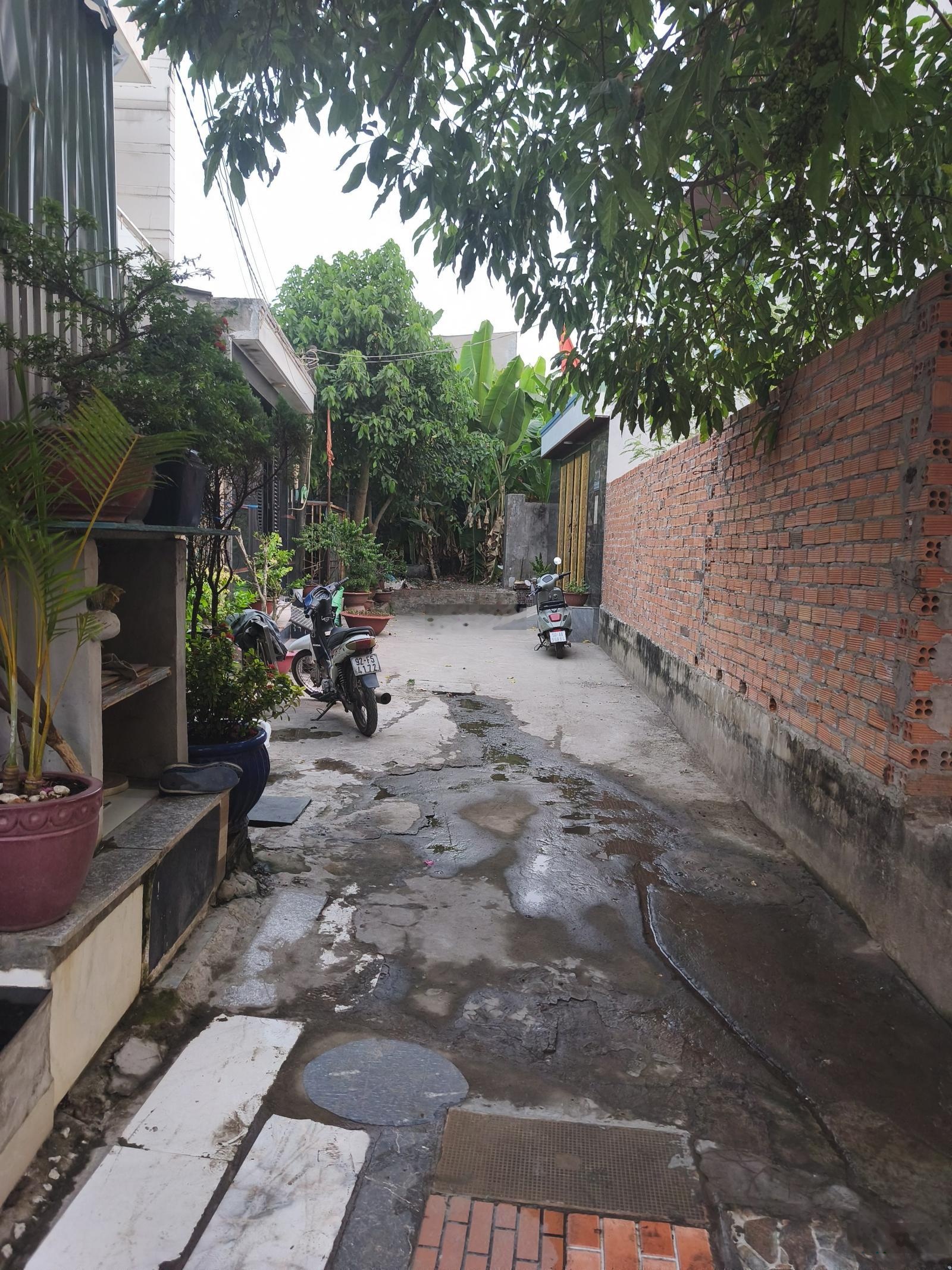~27triệu/m2 thổ cư đất hẻm xe hơi đường 8, Long Bình 240m2 ngang 11m