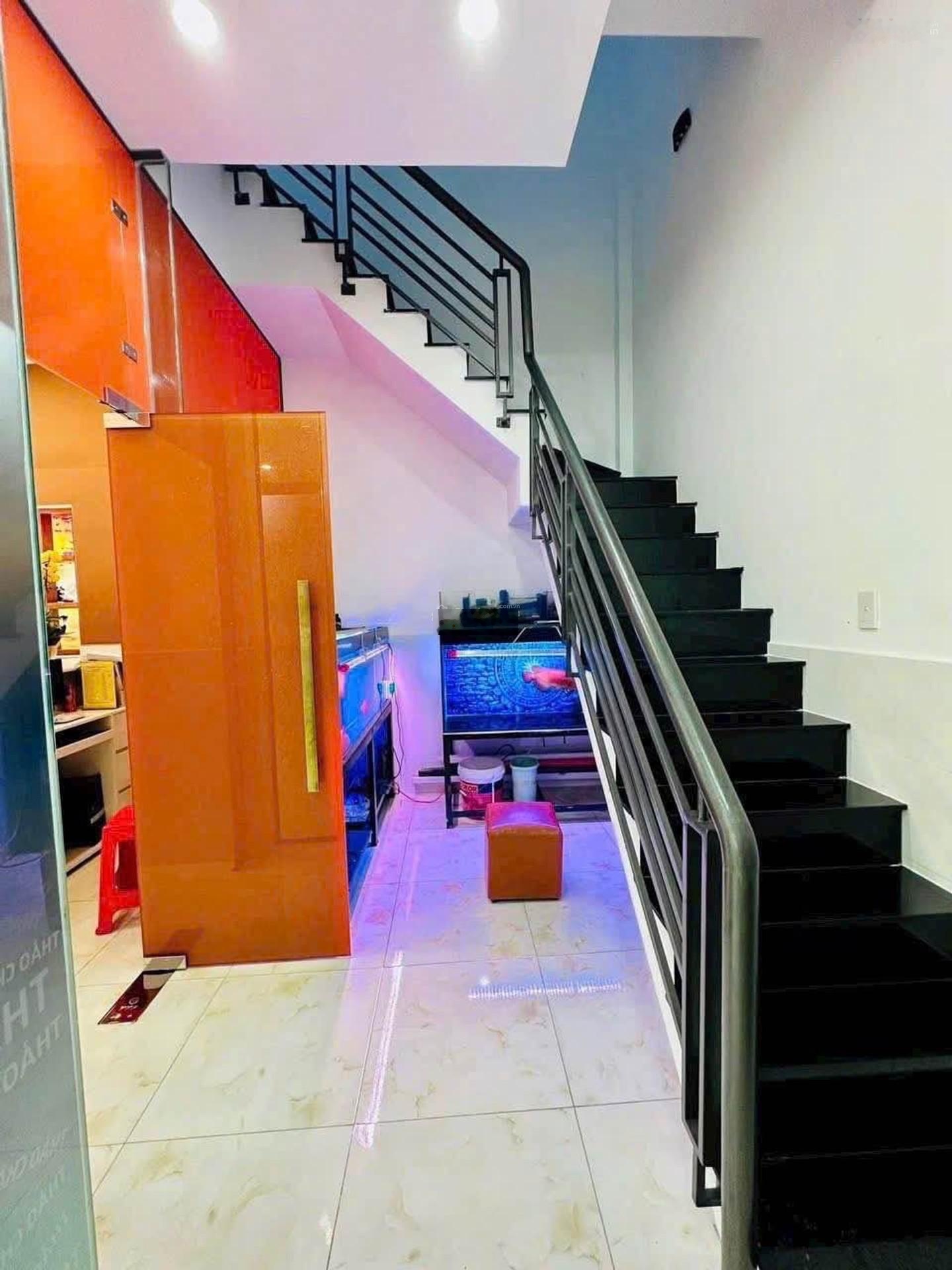Bán Nhà Mặt Phố Đỗ Thúc Tịnh, 7,95 tỷ, 75m2, 2PN, 2WC, Chính Chủ, Giá Siêu Hời