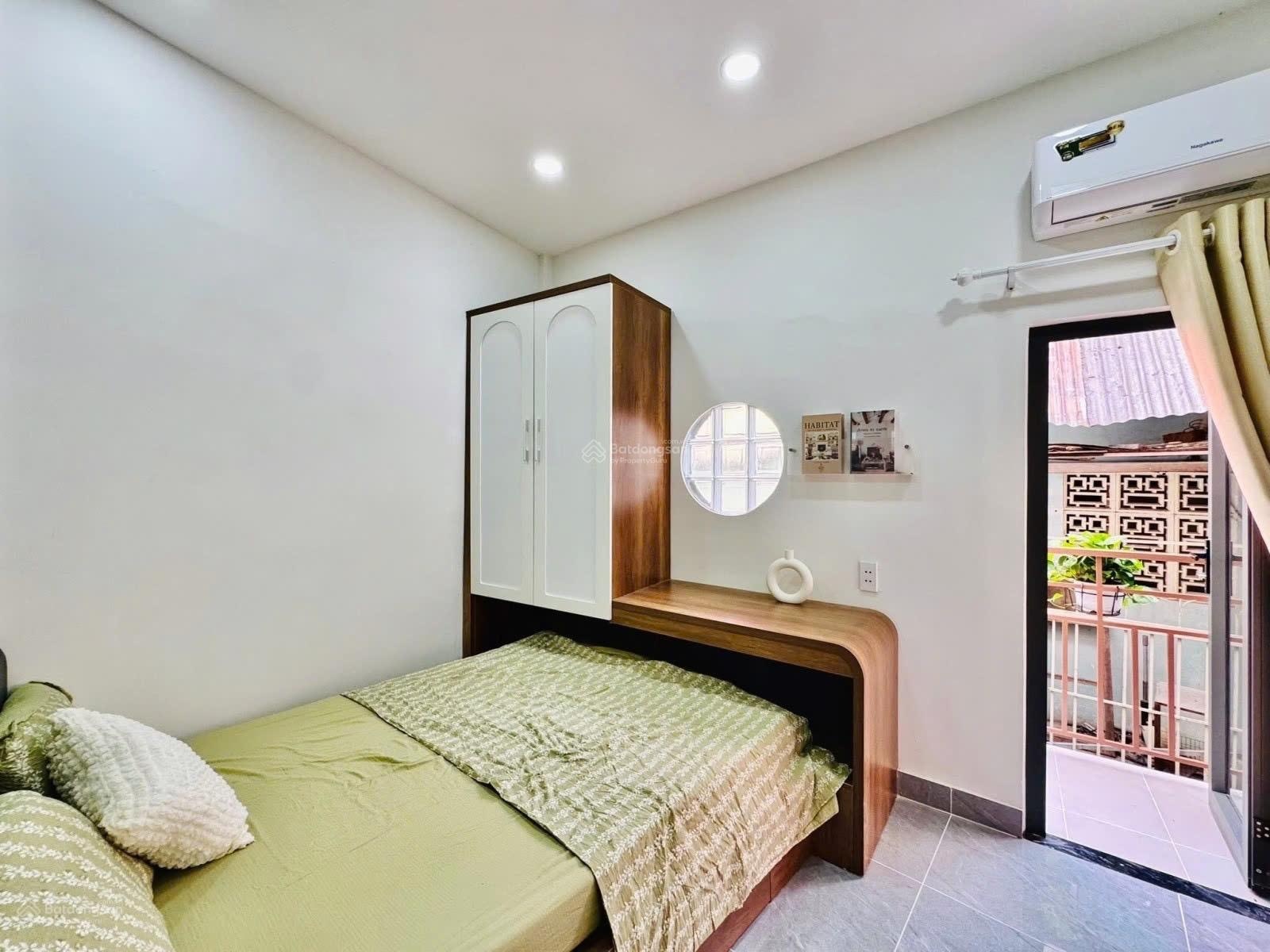 Tọa độ "vàng" Phú Nhuận nhà đẹp 4 tầng vào ở ngay