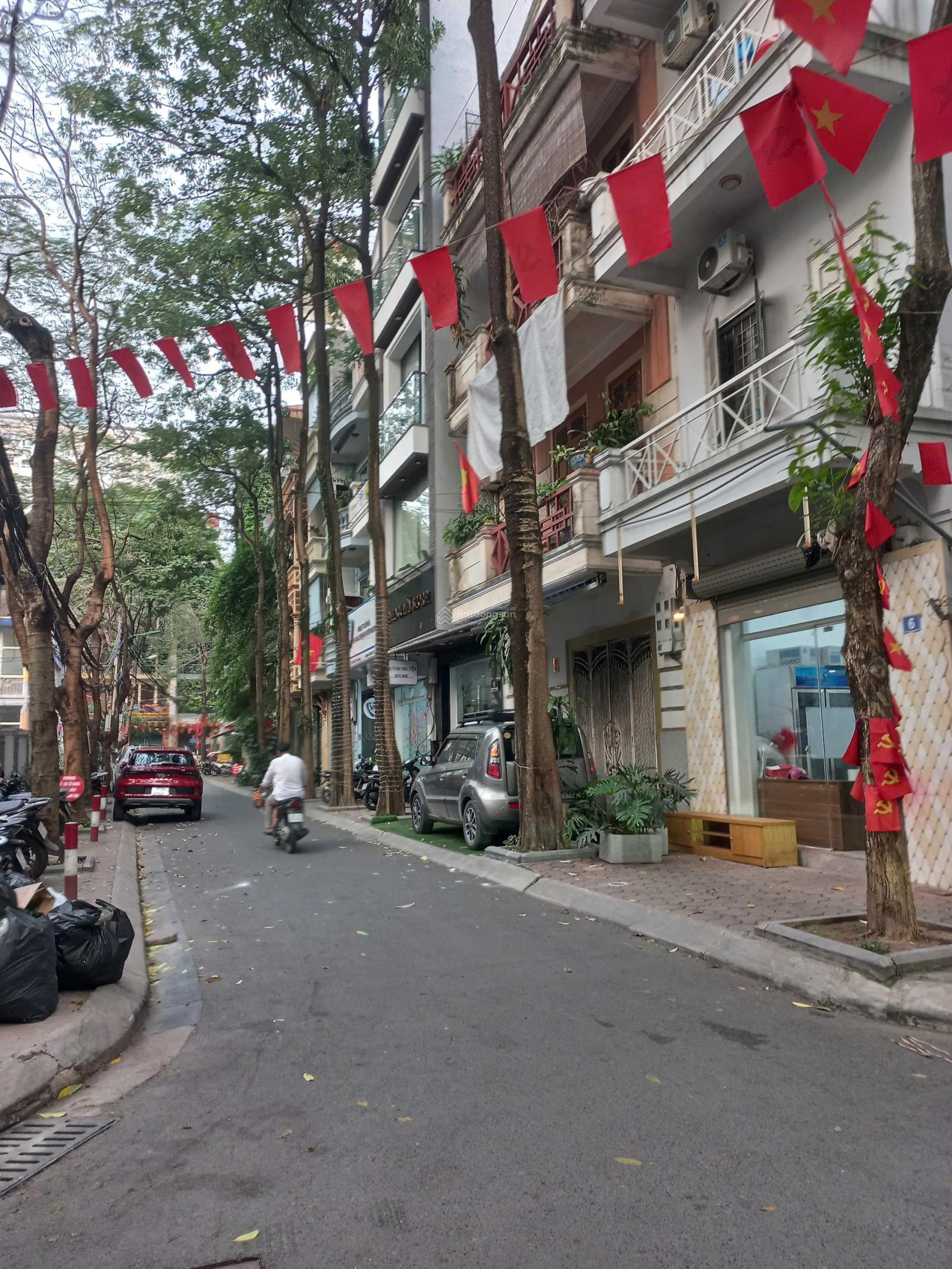 Cho thuê nhà phố Nguyễn Bá Khoản, Trung Yên 9 khu đô thị mới Trung Yên