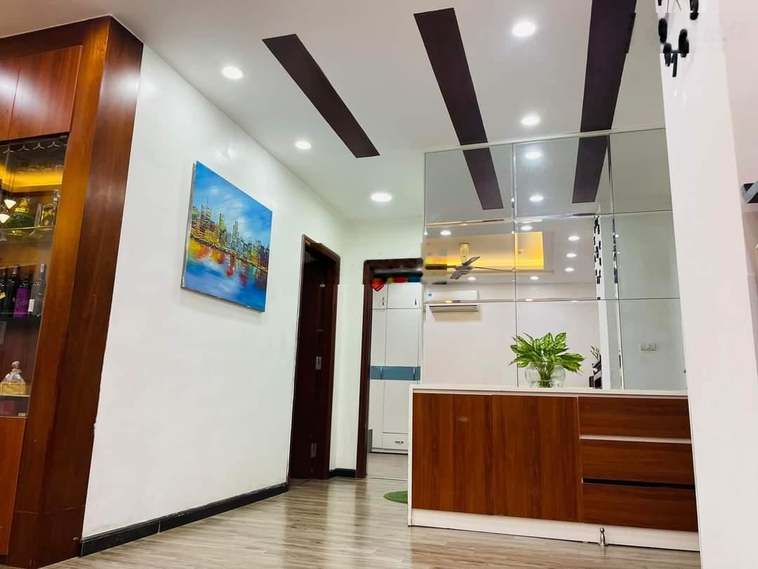 Bác gái em cần chuyển nhượng lại căn hộ 2PN 80m2 chung cư KĐT Nam Cường chỉ 7,1 tỷ, tầng 12 đẹp