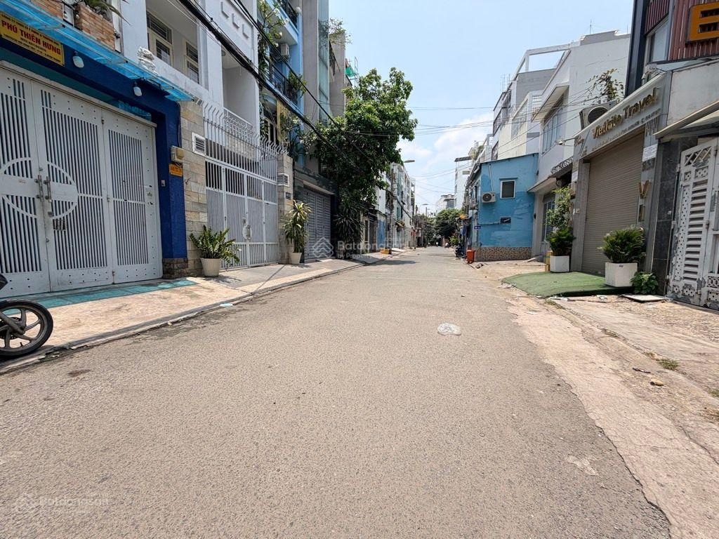5x10. 2 MT hẻm ô tô. Giá rất tốt. Chỉ hơn 5 tỷ