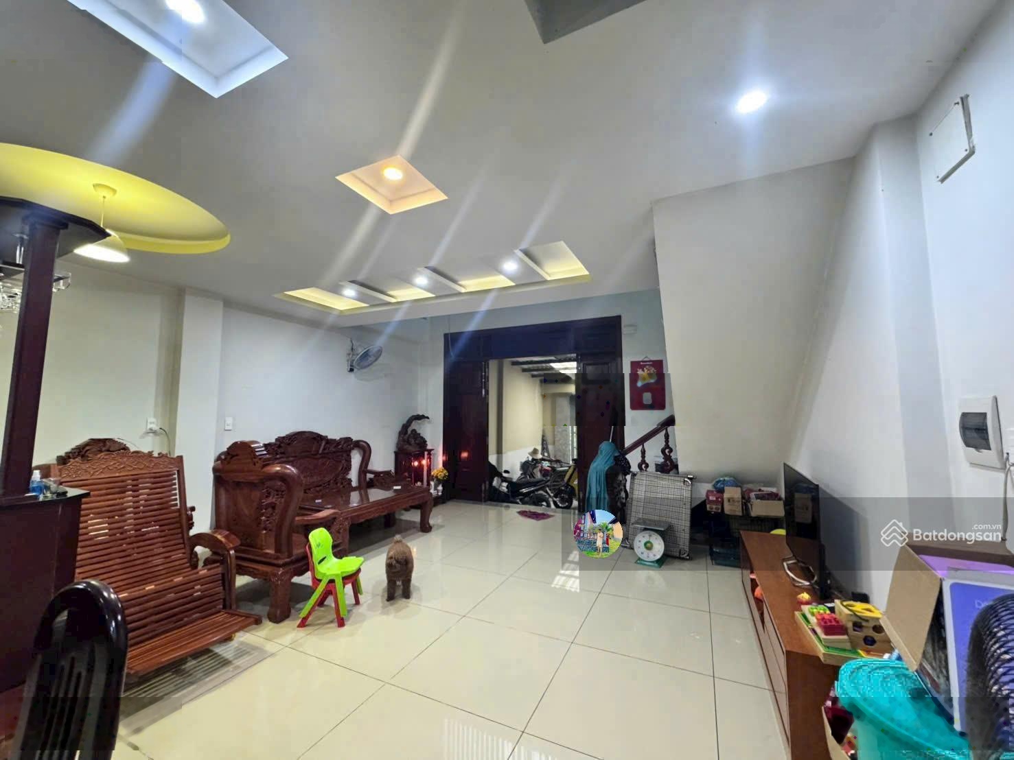 Nhà 4 tầng đường xe tải ngang 5,4m thông đh luật - nhà thờ fatima - quốc lộ 13 hiệp bình chánh