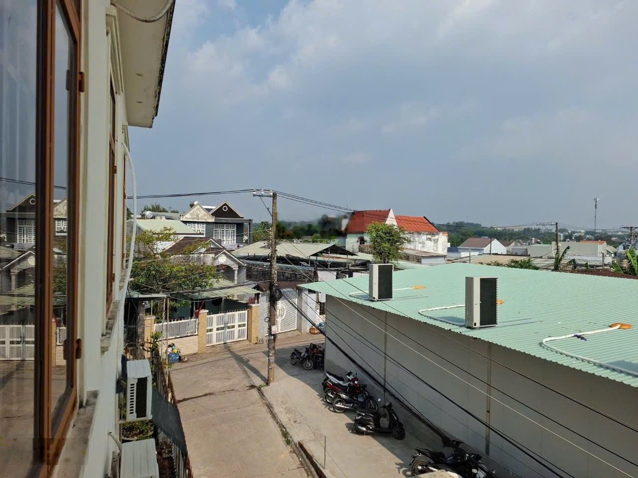 Bán nhà riêng đẹp, 4 tỷ VND, 152 m2 tại phường Long Bình Tân, Thành phố Biên Hòa, Đồng Nai