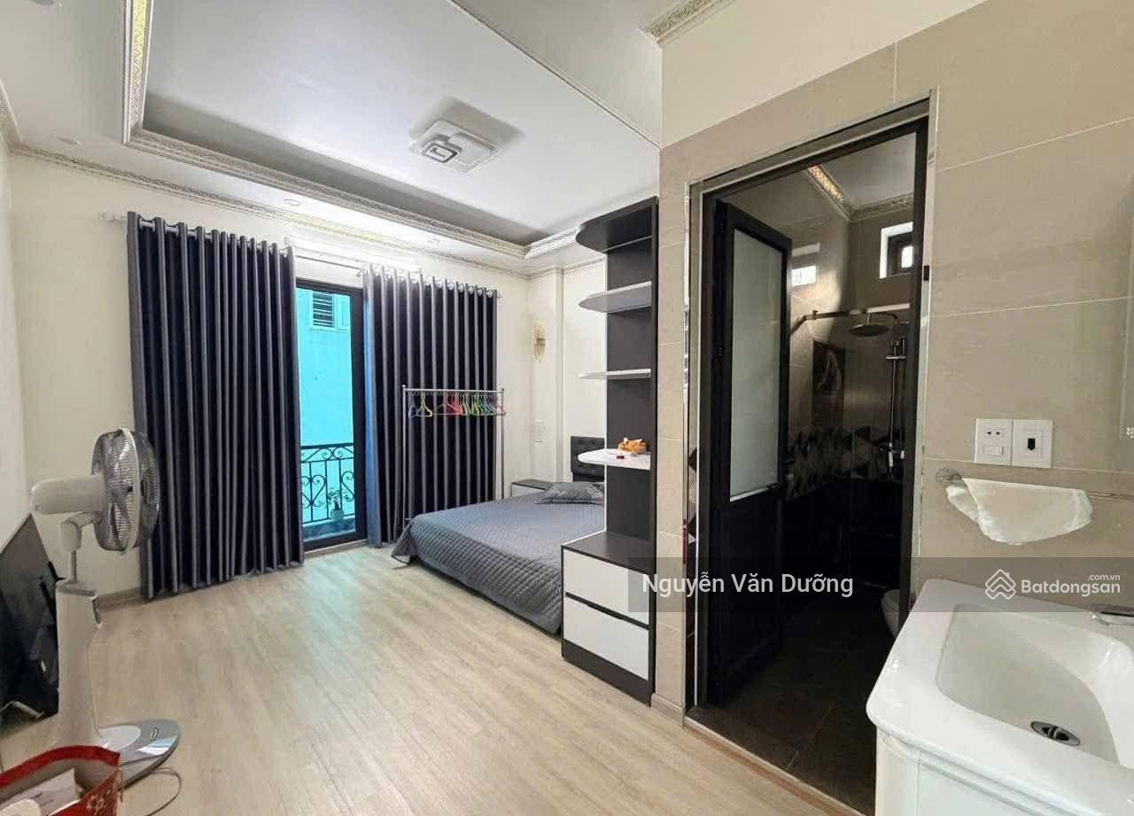 Hiếm có! Lô góc Thịnh Quang, 2 thoáng, 1phút ra phố, nhà dân xây mới đẹp, ở ngay, sổ vuông, 40m2*5t