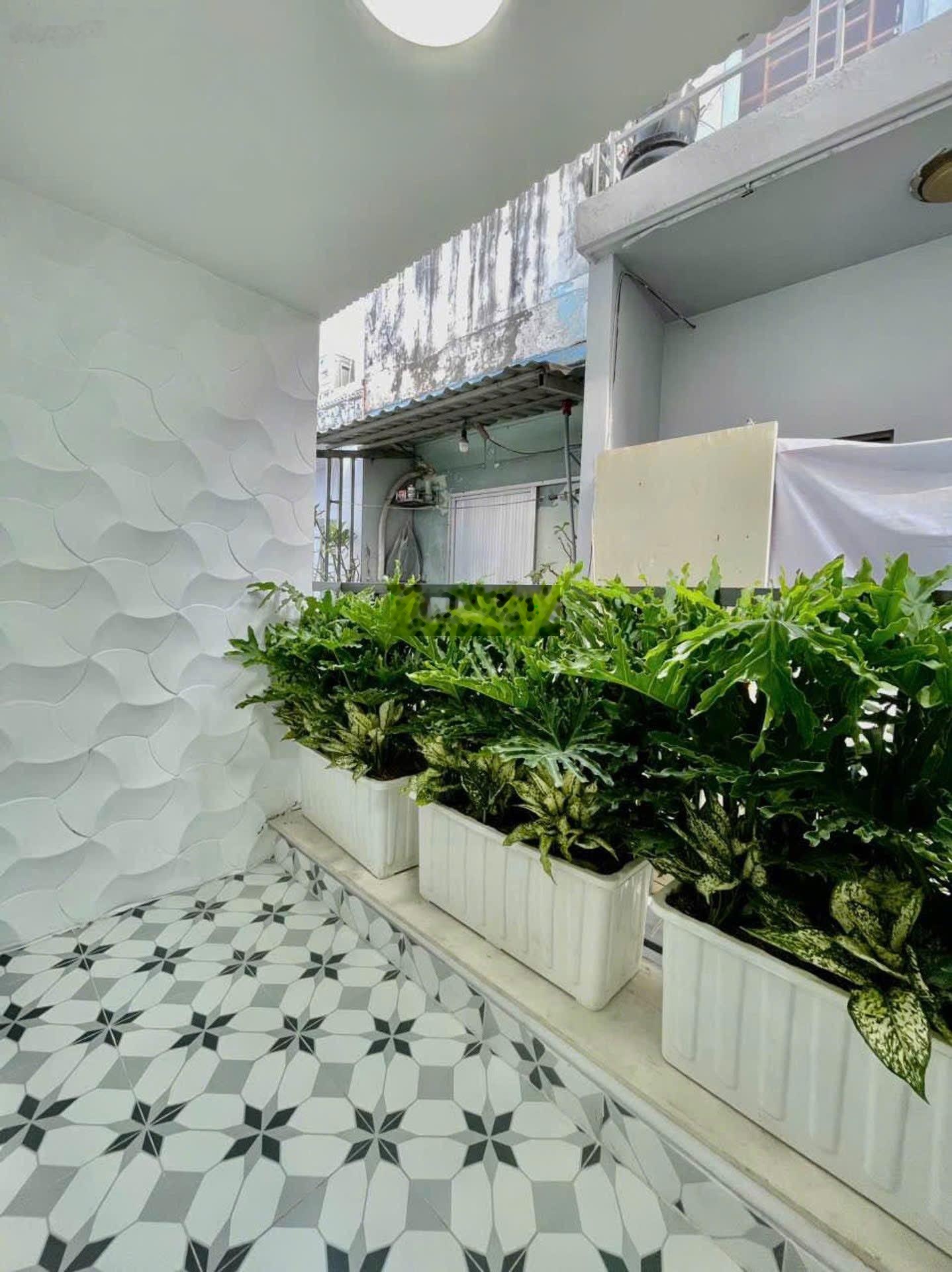 HOA HẬU LÀ EM ẤY CHỨ ĐÂU NHỈNH 3 tỷ Siêu hiếm ngang 6 m nhà 2 tầng nhà mới xây, nội thất đầy đủ