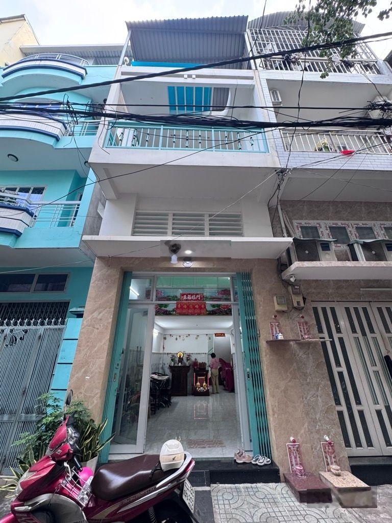 Ngay trung tâm Q11- thái phiên - hẻm 4 m thông - 3 tầng - ( 35m2) chỉ nhỉnh 6 tỷ ,