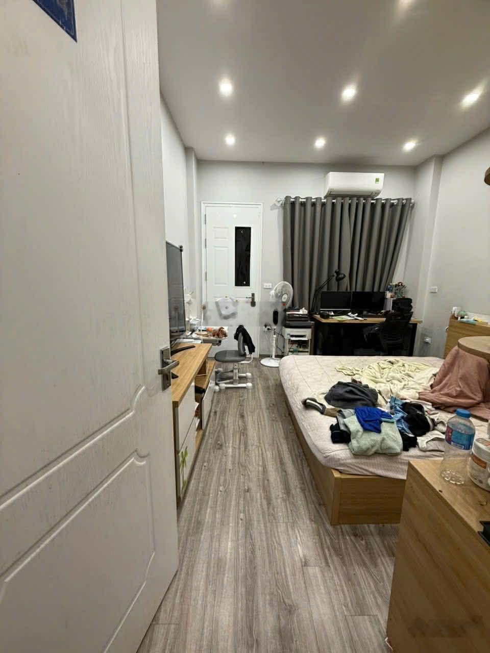 Bán nhà Thái Hà Đống Đa 42m2 5 tầng đẹp ở ngay ngõ riêng chủ nhờ riêng giá cực tốt 13 tỷ