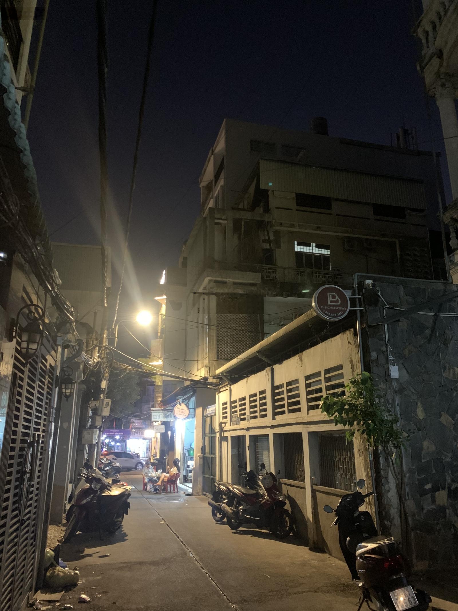 Thửa Đất Đẹp Xây Khách Sạn Bến Thành 609m2 Ngang 21M, SHR, 7 Lầu, Thông Xe Hơi, Chỉ 144 Tỷ