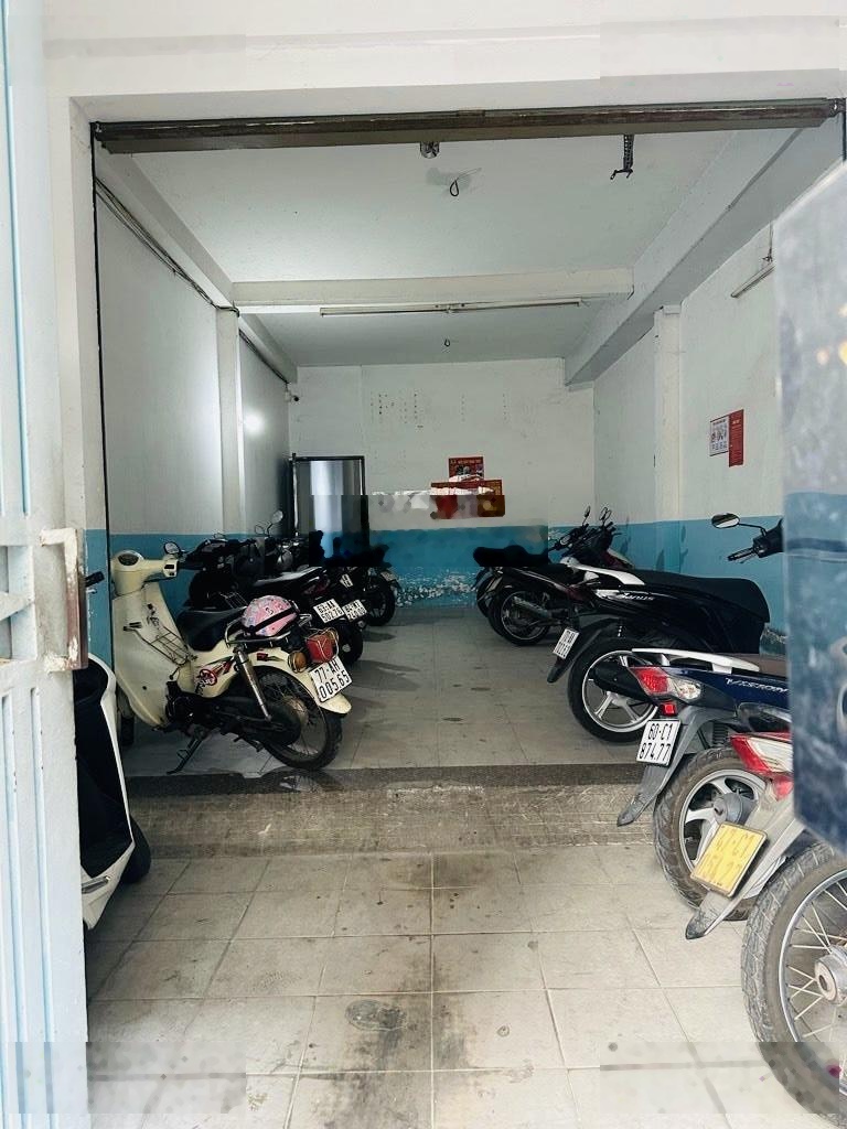 Siêu Phẩm Căn Hộ Dịch Vụ Quận Tân PHú 23 Phòng Dòng Tiền 70tr/tháng,131m2 nhỉnh 12tỷ