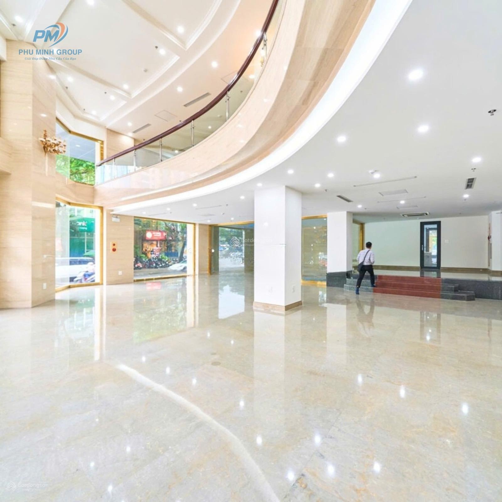 Cho thuê vp phố phạm văn đồng,cầu giấy,hà nội,dtsd 200m2,thông sàn,giá 42tr/tháng ,mới đẹp