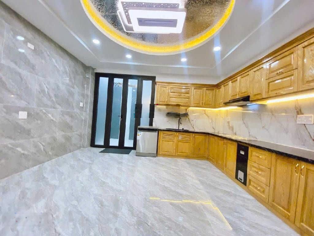 Đường xe tải rộng_ 5 tầng_4.7 x 17m_văn cao_phú thạnh_tân phú_ 14 tỷ