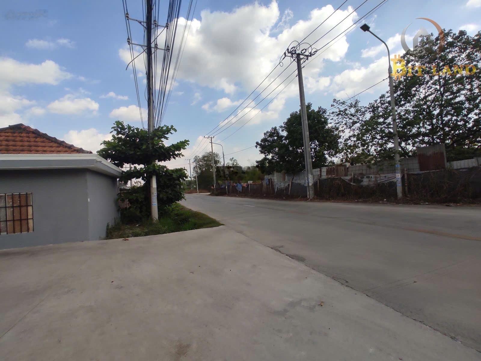 Xưởng cho thuê 1500m2, giá cực rẻ chỉ 30 tr/th ngay đường Võ Nguyên Giáp, Phước Tân - Đồng Nai