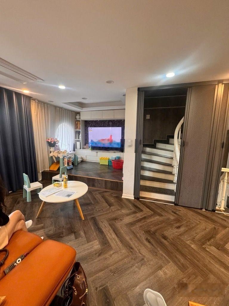 Giảm sâu 2 tỷ - Sài Đồng - Phúc Lợi - ô tô tránh - view hồ - 60m2 - MT khủng - 12,5 tỷ