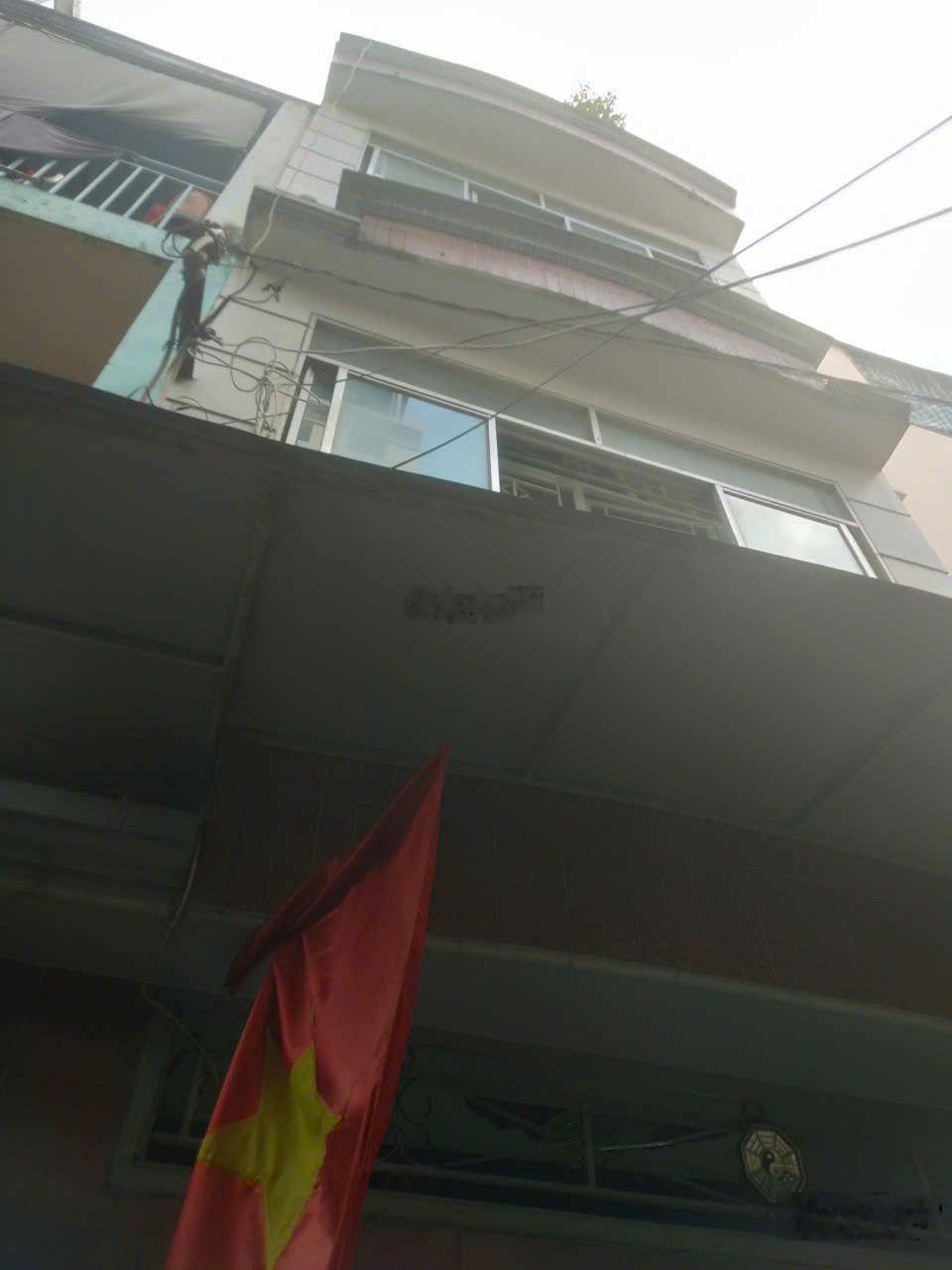Cho thuê nhà 2 phòng ngủ/ 8,5 triệu. Hẻm 235/ đường Nguyễn Thị Minh Khai, TP.HCM