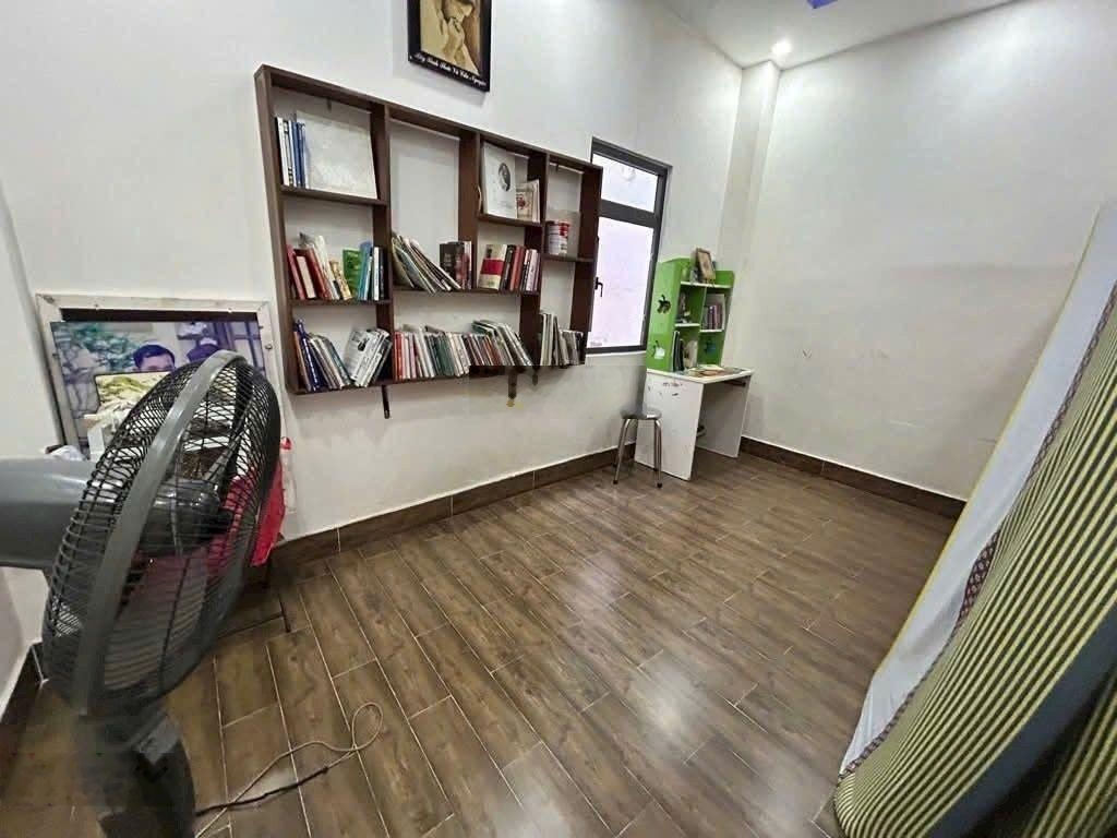 Phạm Văn Bạch, Tân Sơn, Trường Chinh, hẻm xe hơi 6m, 2 tầng, 60m2, giá 6 tỷ xíu
