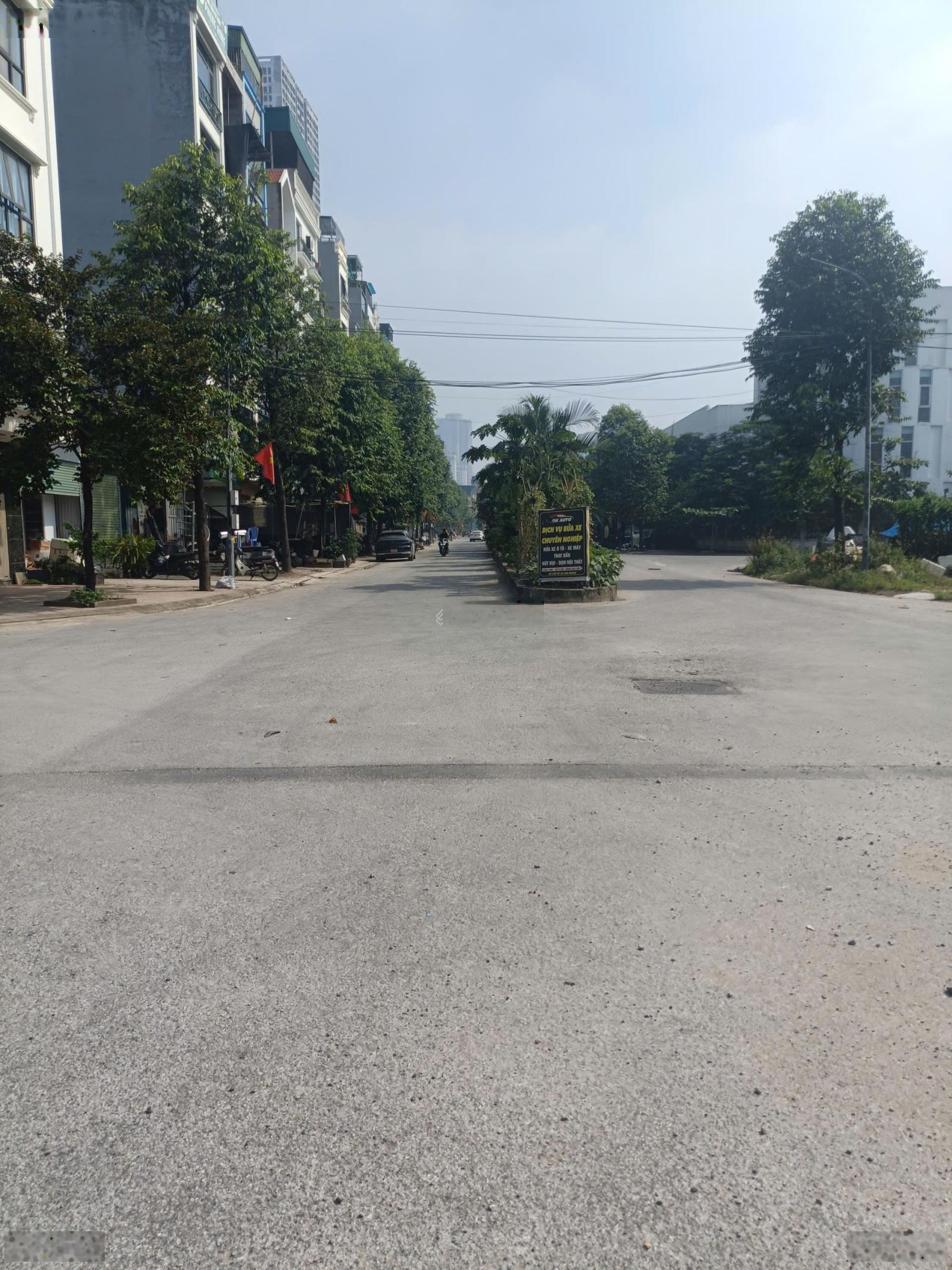 Cần bán nhanh đất dịch vụ vạn phúc, hà đông phân lô 50m2 giá hơn 14 tỷ