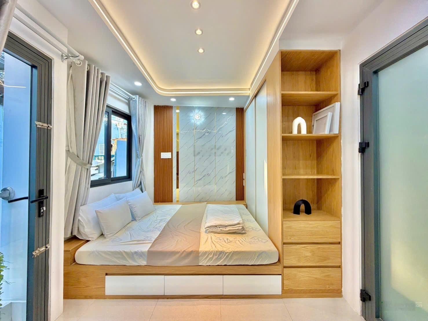 Nhà đẹp full nội thất sân thượng chill huỳnh văn bánh, p15 phú nhuận