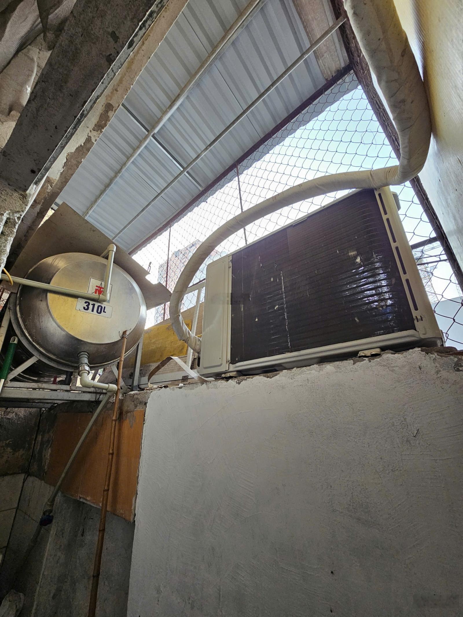 Cho thuê nhà nguyên căn (tập thể tầng 1) tại Đại An, 5,5 triệu, 35 m2, mặt ngõ KD nhỏ được