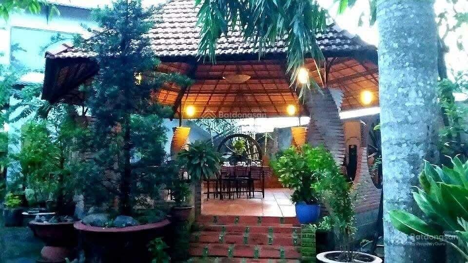 Bán nhà sân vườn chính chủ, nhà giáp khu du lịch Bửu Long
