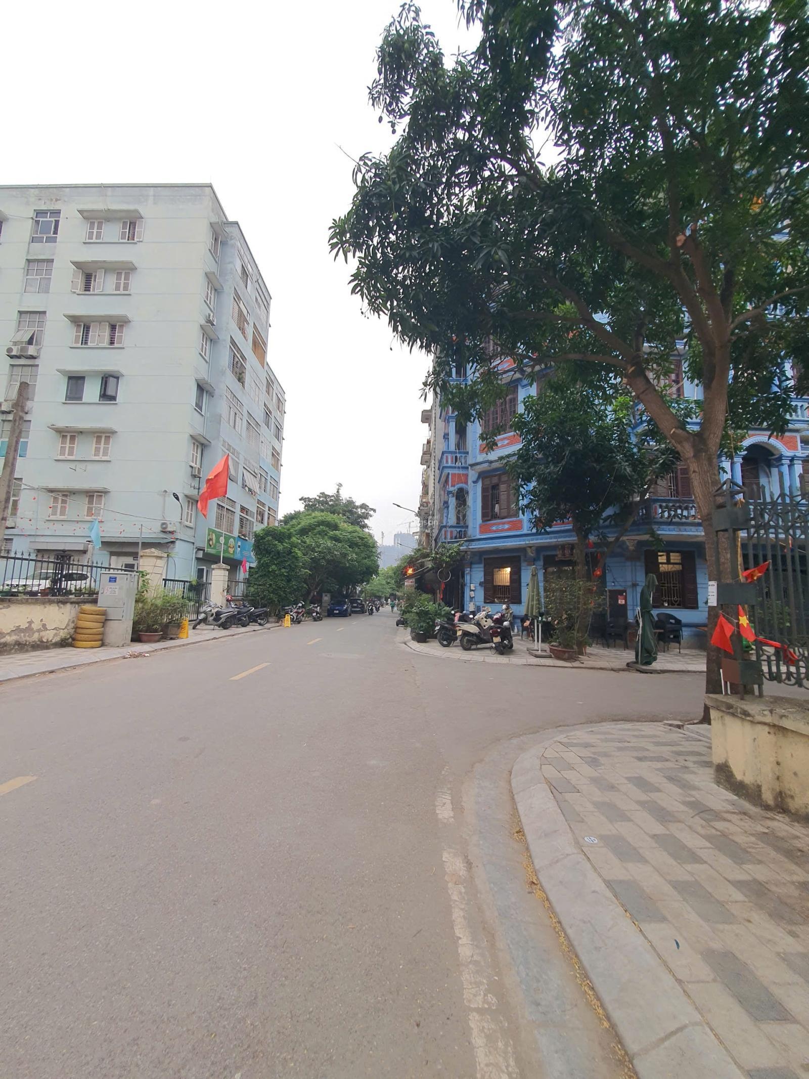 Bán nhà mặt phố Bùi Trang Chước, Phú Thượng, Hà Nội - 41m2 4 tầng - Kinh doanh tốt - 17.2 tỷ