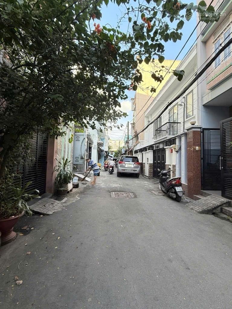 Nhà đẹp đường thiên phước - tân bình - 4 tầng - rộng rãi - 9,6 tỷ - gần siêu thị, trường học
