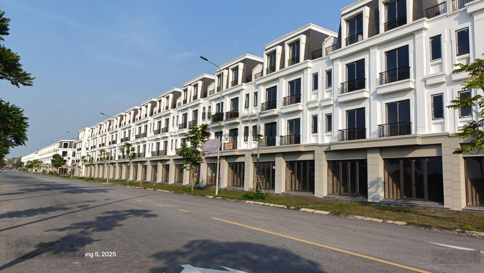 Bán gấp nhà 4 tầng xây sẵn view công viên KĐT TNR Thắng chỉ 5,1 tỷ TL LH 0983453826