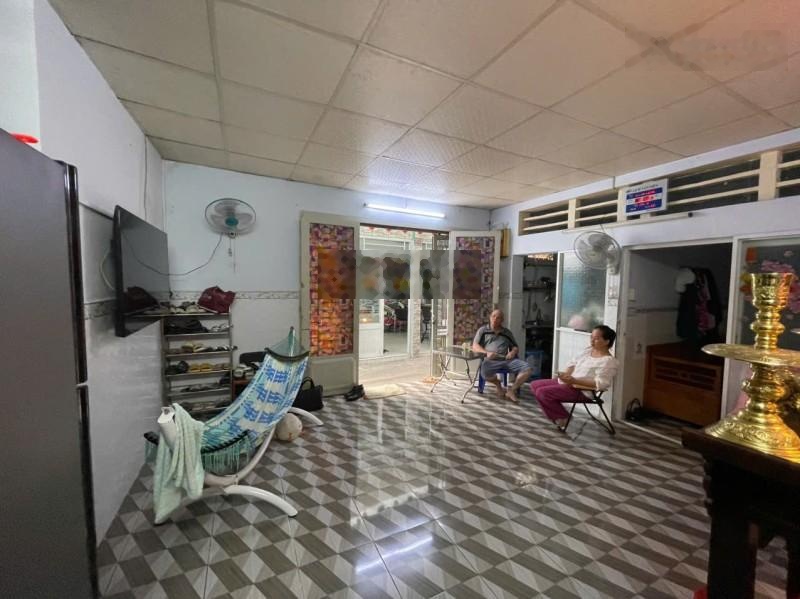 Ngay trung tâm Quận 8 - sát mặt tiền 4.6m x 9m - 3.88 tỷ (thương lượng) - không có căn thứ 2