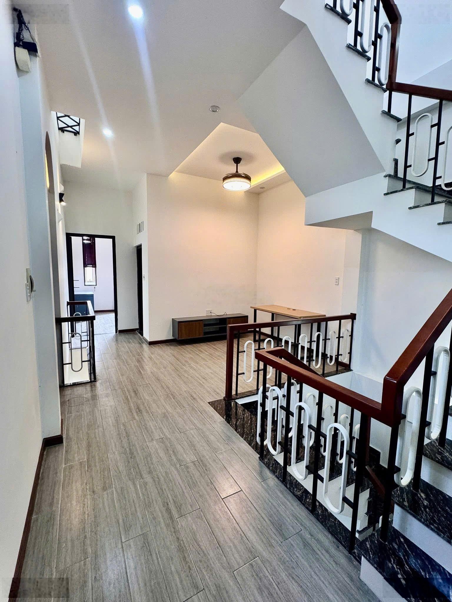 Nhà 3 tấm MT Đào Sư Tích,P.Hòa Minh (4.7*19), 3 tầng ngay ĐH Duy Tân, Trung tâm Tp Đà Nẵng