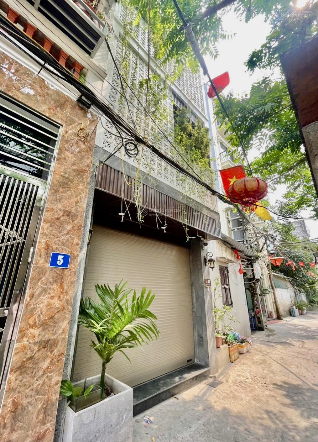 Bán Nhà Bồ Đề 45m2-chỉ hơn 9 tỷ-5 tầng-DÂN XÂY-Ô TÔ-FULL NỘI THẤT-SỔ VUÔNG NỞ HẬU-GIÁ TỐT