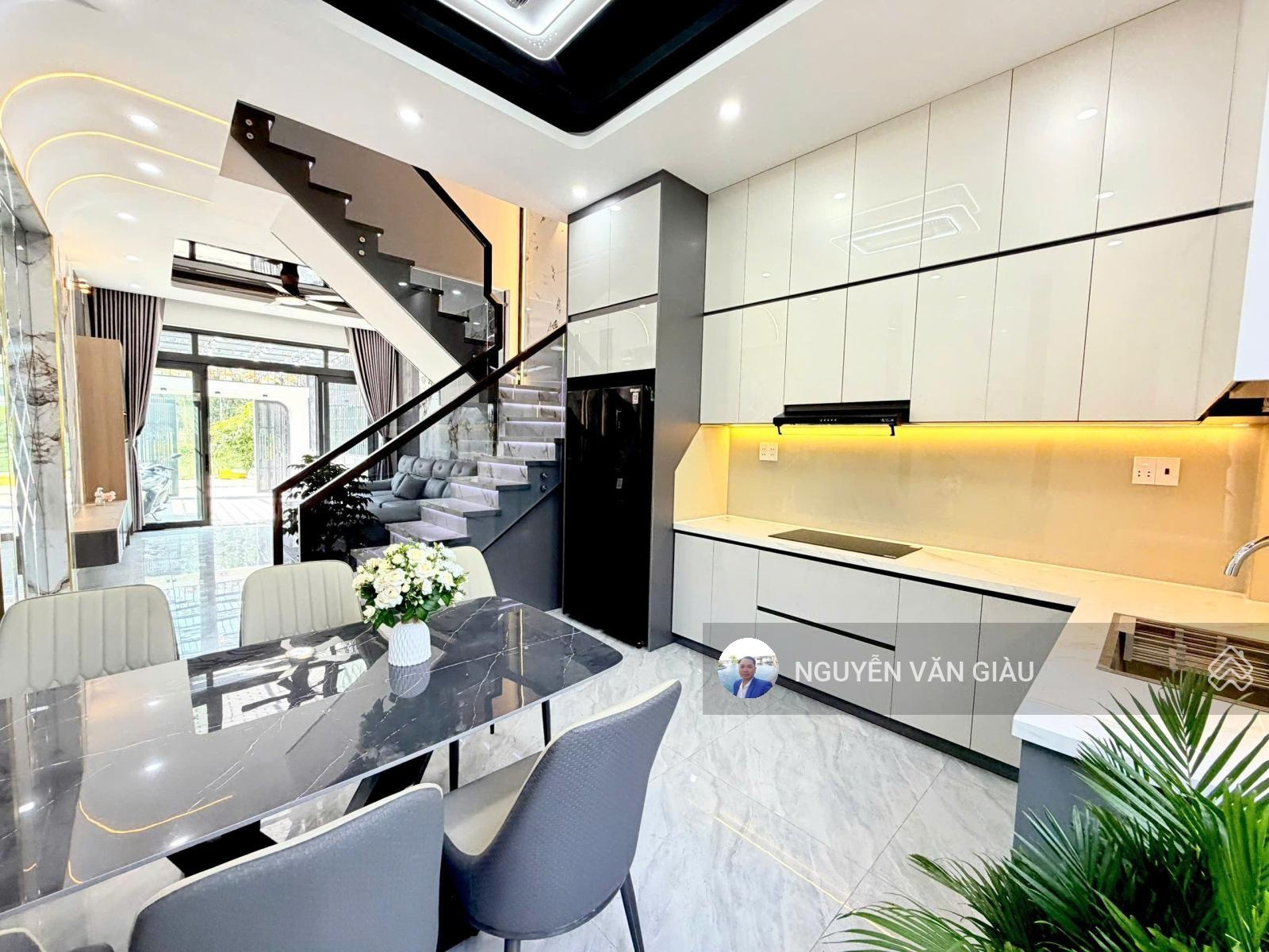 99.2m2 với 3 tầng - view sông chỉ 6,4 tỷ - thiết kế đẹp, nội thất sang xịn, phong thủy tốt
