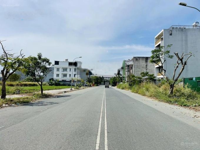 Bán nhanh lô đất Khu dân cư Cát Lái 50ha, SHR, có thương lượng