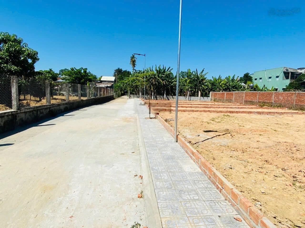 Lô góc 2MT - gần Chợ Phong Thử - Nối về DT605 và DT609