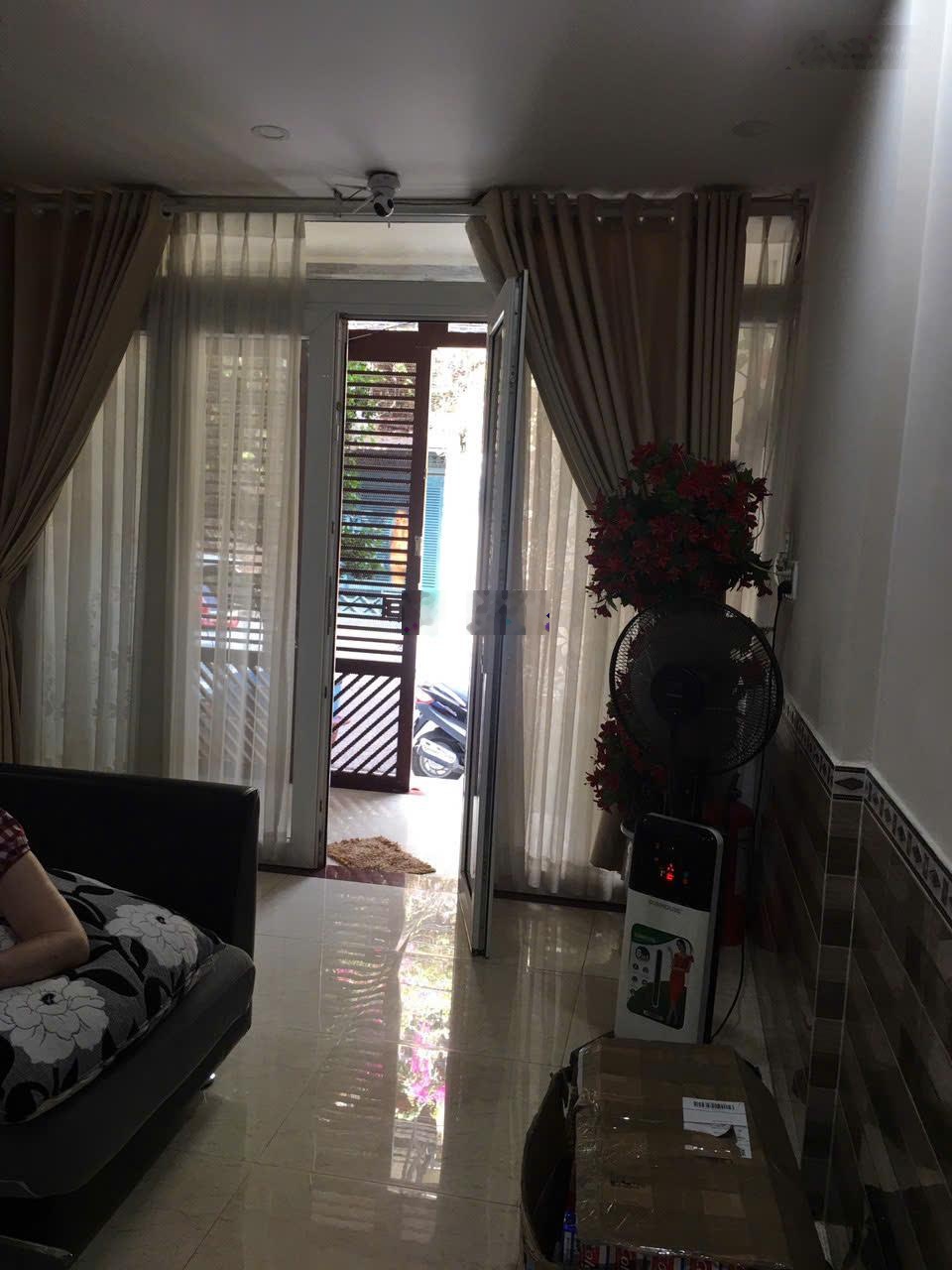 73.5m2 hẻm xe tải thông 13 tỷ, Xô Viết Nghệ Tĩnh kế Hàng Xanh, P24, Bình Thạnh. Có 2 mặt trước sau.