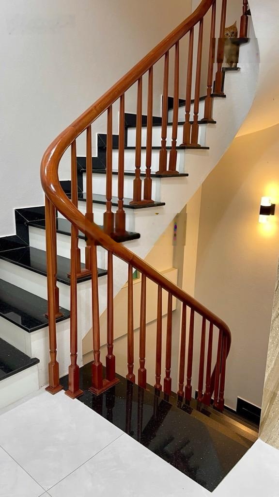 Cực phẩm liền kề nhà đẹp kiến hưng_ dân xây _ 7 tầng thang máy _ kinh doanh