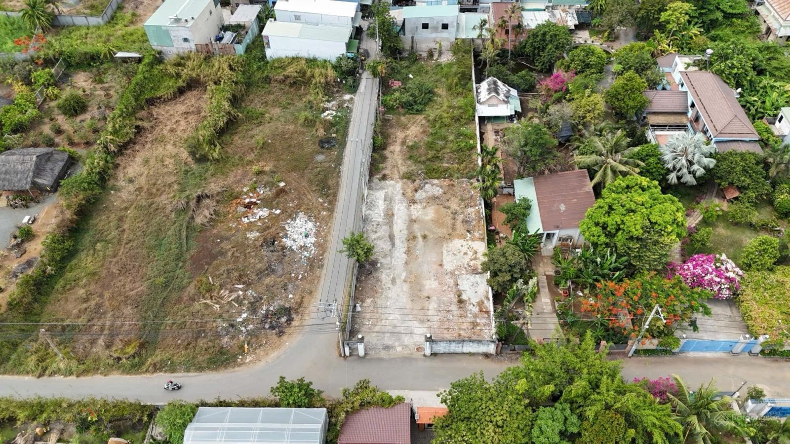 Bán Lô Đất Góc 2 MT Đường Nguyễn Duy Trinh- Đối Diện Đông Tăng Long- 16 X 66m CN 1100mThổ- Giá 42Tỷ