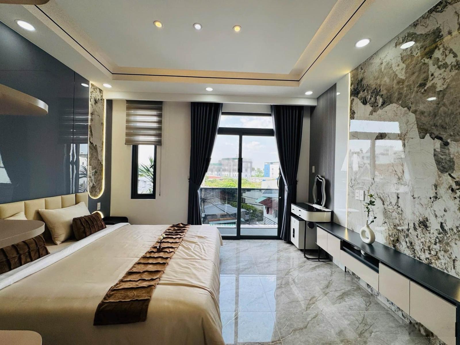 Nhà mới đẹp 5 tầng , HHG Quận 12 4PN 5WC Dọn vào ở ngay Nhỉnh 6 tỷ