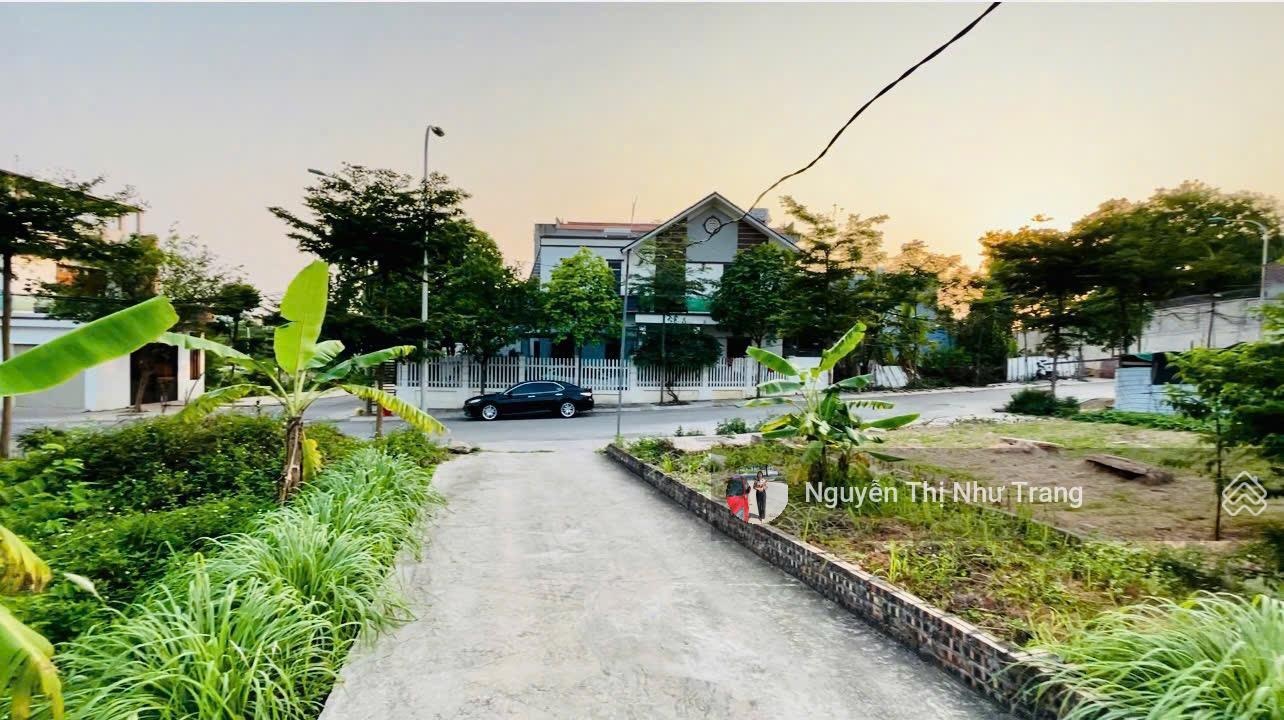 Lô góc 231m đất biệt thự mậu lâm, khai quang, vĩnh yên, vĩnh phúc dt: 231m (201m sổ + 30m lưu k