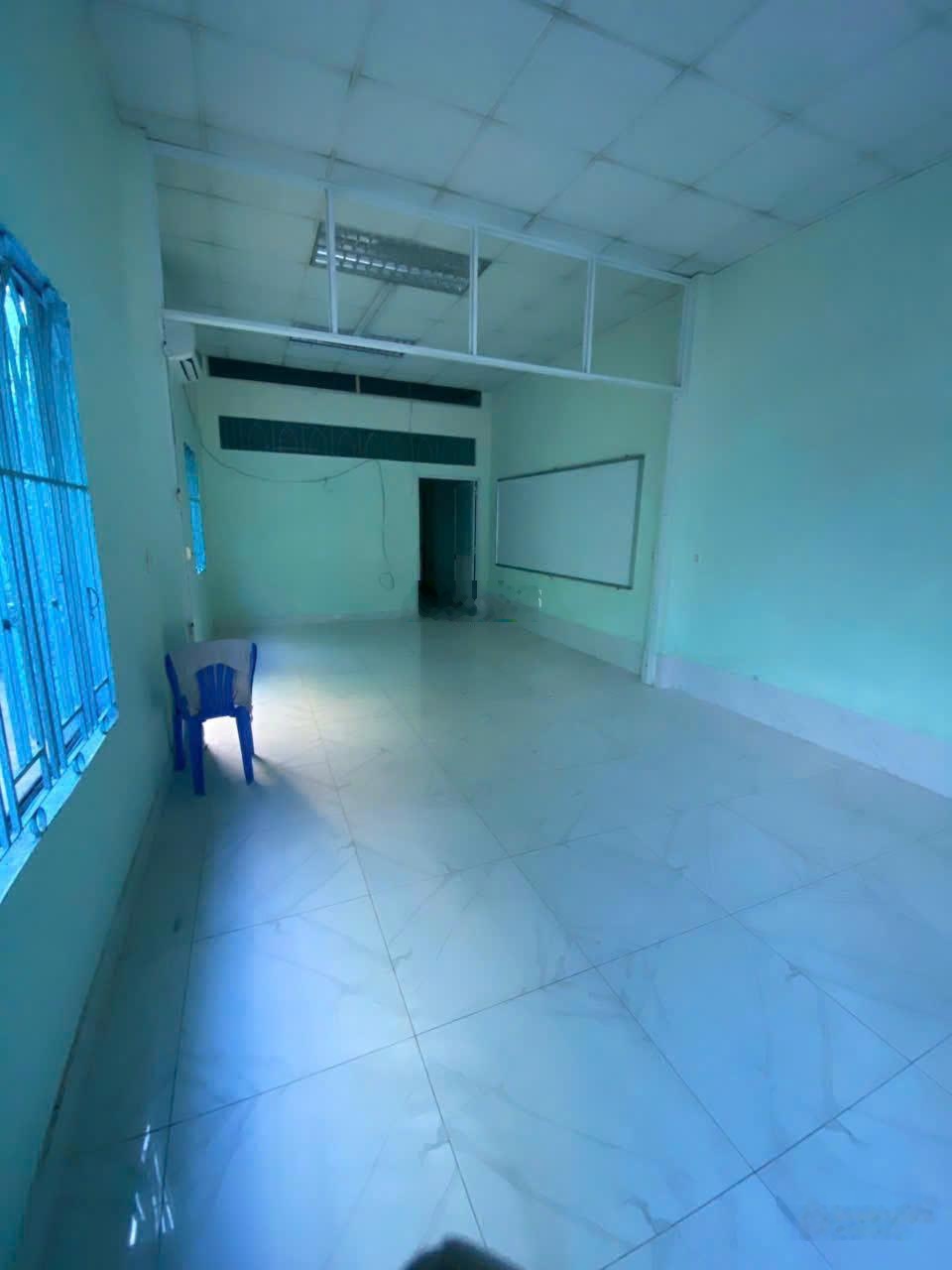 Bán nhà hồ đắc di đường 12m 130m2 - ngang 5m - chỉ 12.x tỷ tl