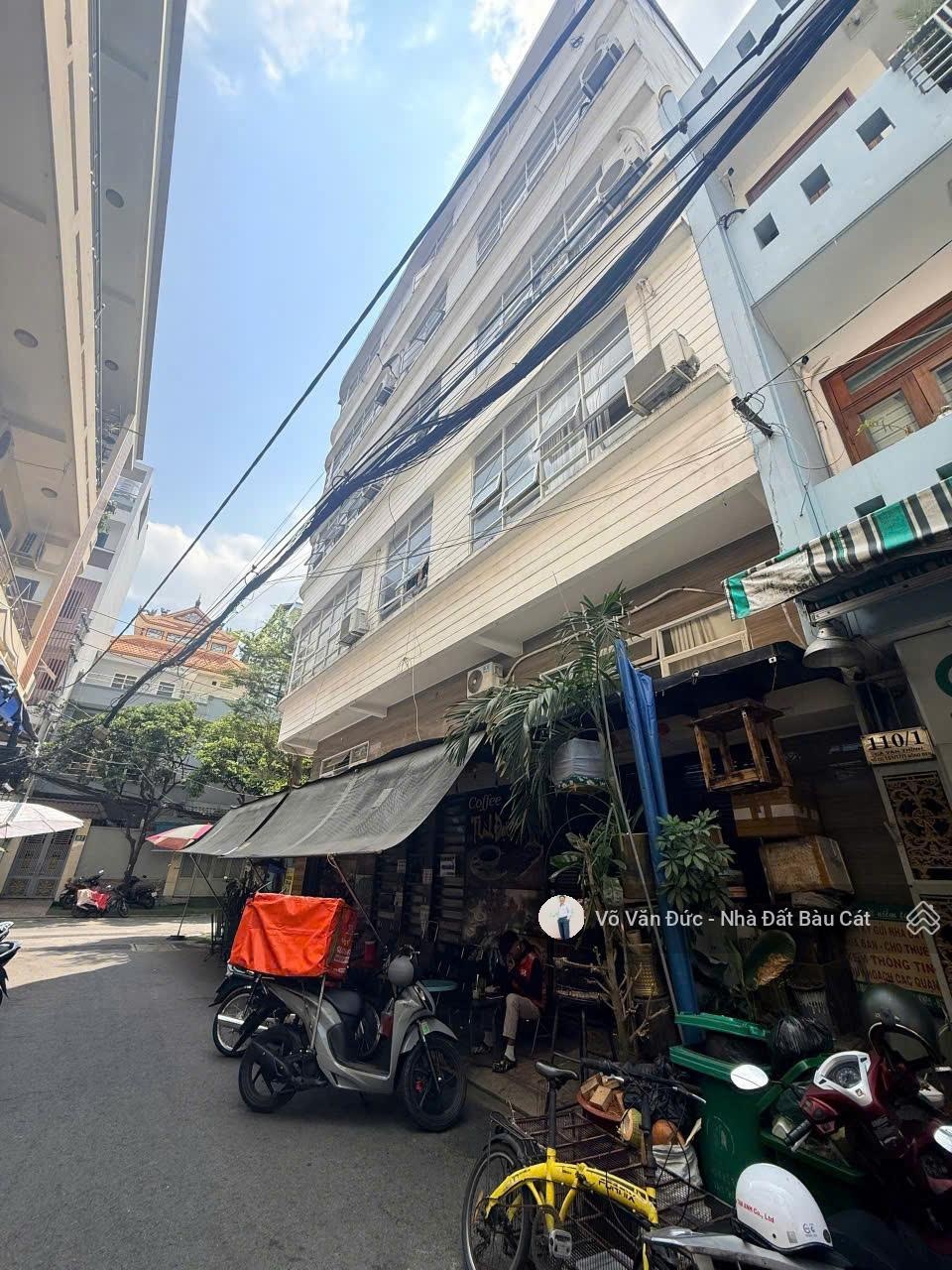 Bán nhà GÓC 2 Mặt Tiền Khu Bàu Cát- Tân Bình.DT 4x14- ĐÚc 6 Tấm( 1 trệt+5 Lầu+ST)- Thu nhập 600Tr/N